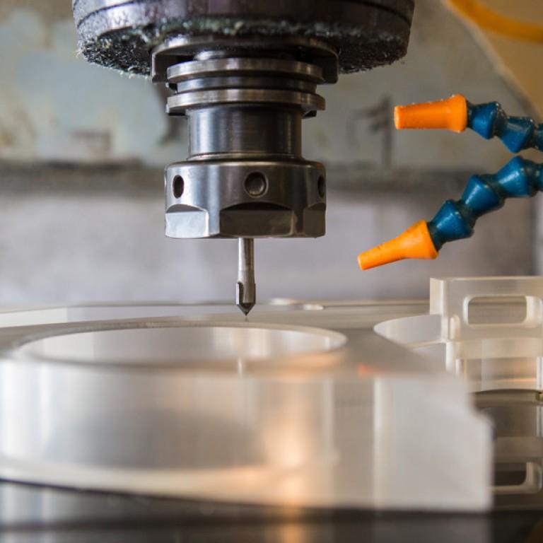 Usinagem de plástico de engenharia